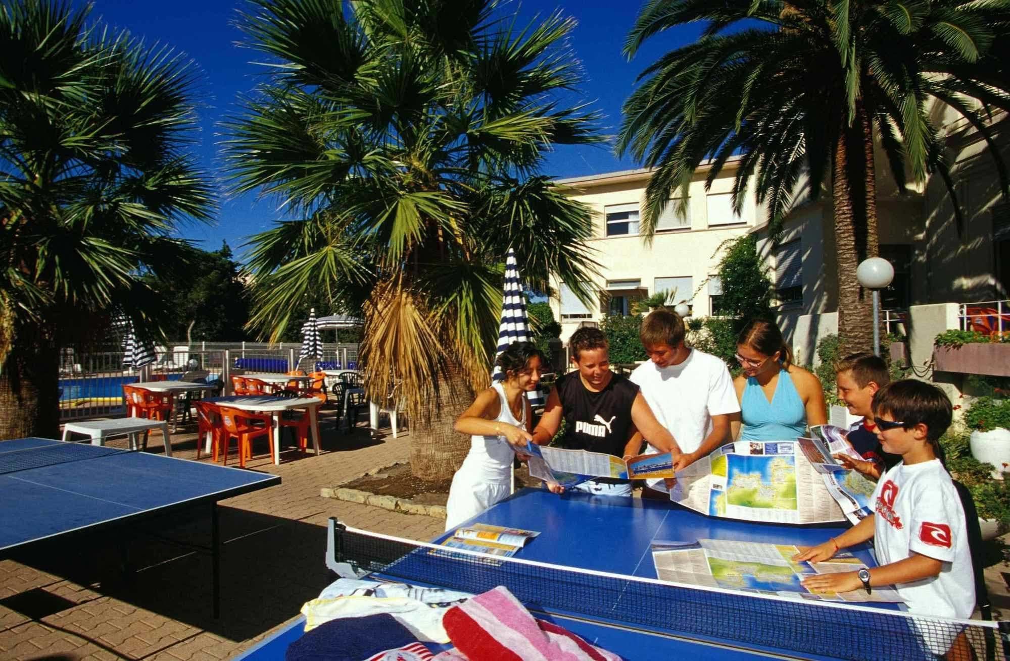 Residence Les Lionceaux By Popinns Saint-Raphaël Εξωτερικό φωτογραφία